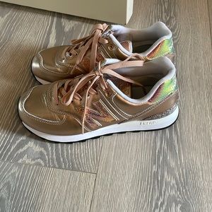 New Balance 574s size 8 rose gold with glitter never worn.